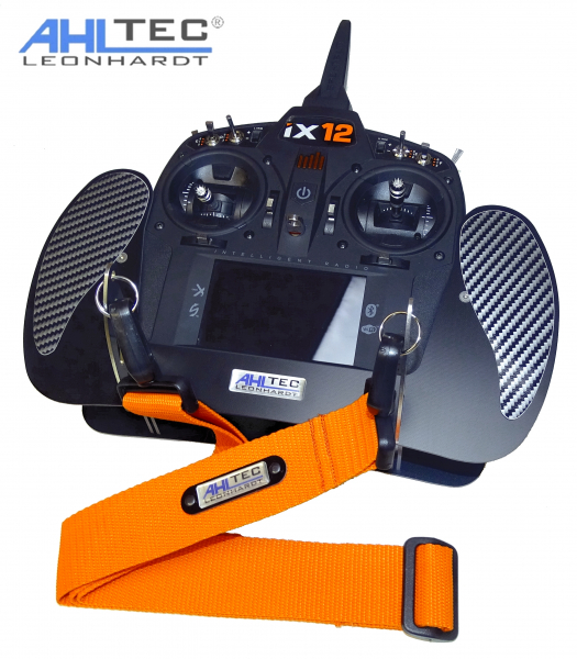 Senderpult iX12 in black
